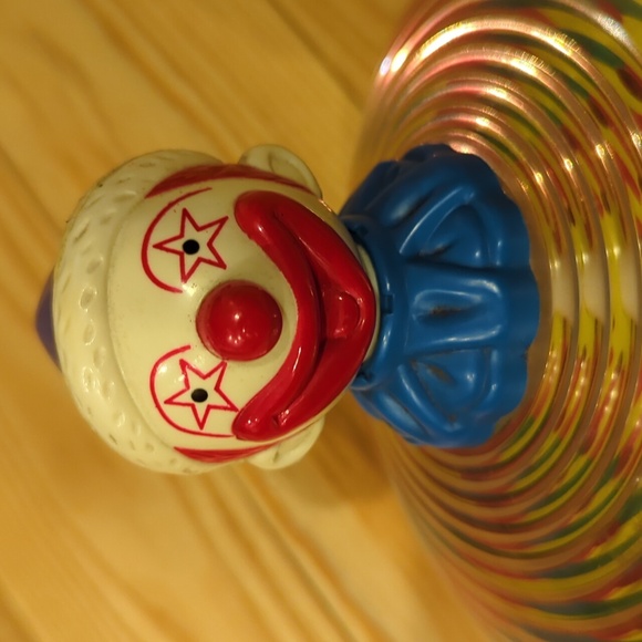 Vintage Clown Head Plunger Spinning Plastic Toy, Classic Kids Toy - Picture 4 of 6